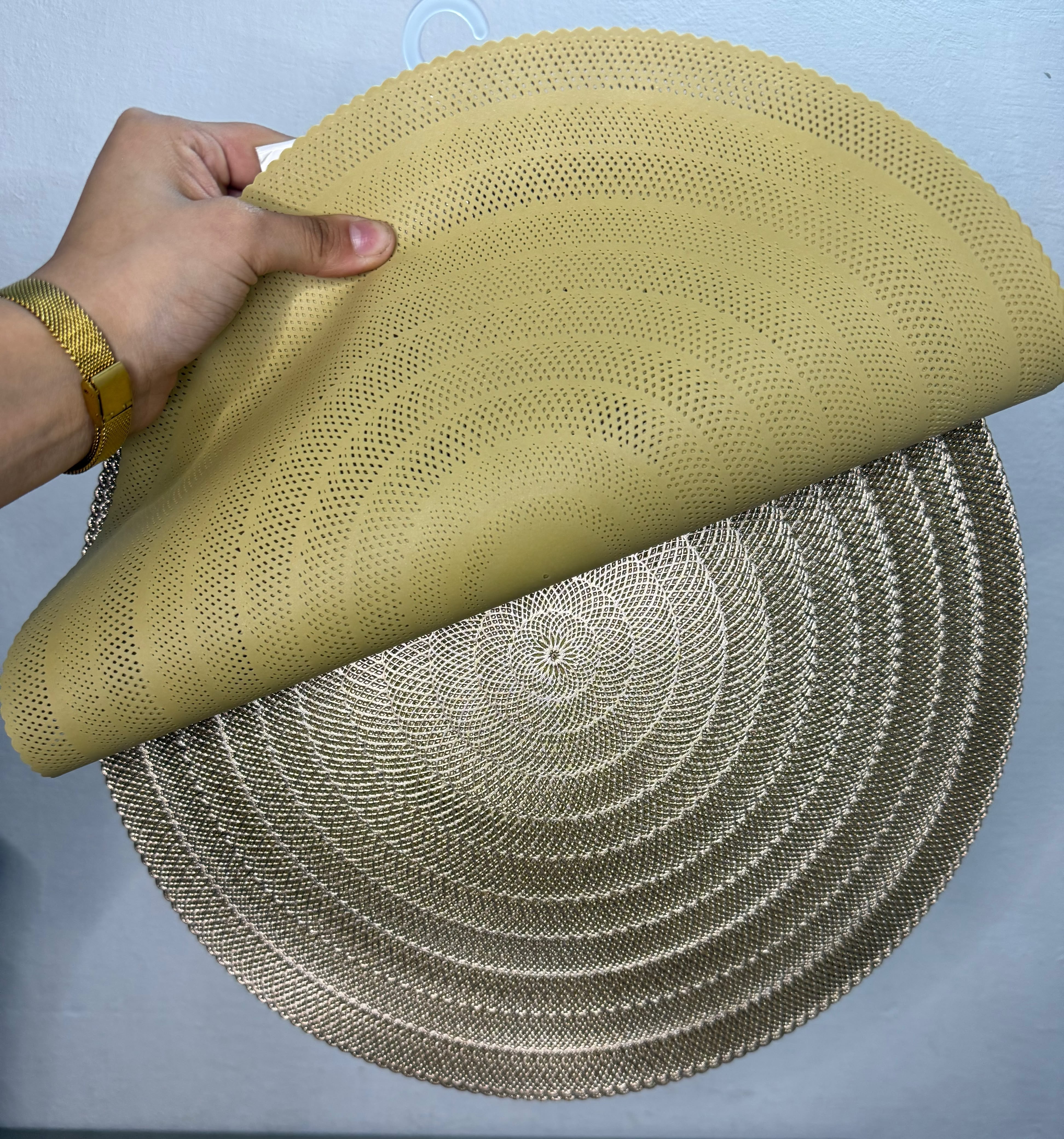 INDIVIDUAL REDONDO DORADO